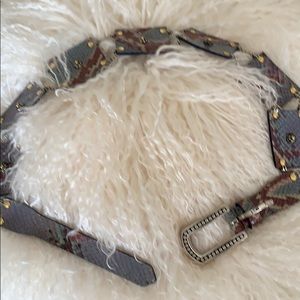 New elegant small belt snake look